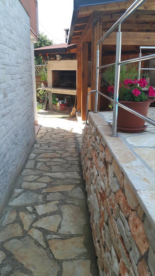 Apartments Val Umag Exterior photo